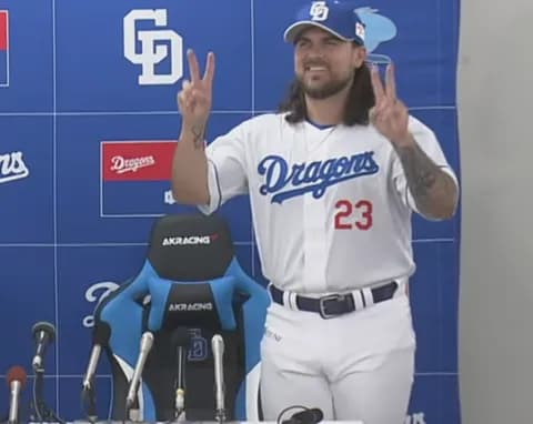 【動画】中日チェイビスの勝ち越し3号ホームランｗｗ