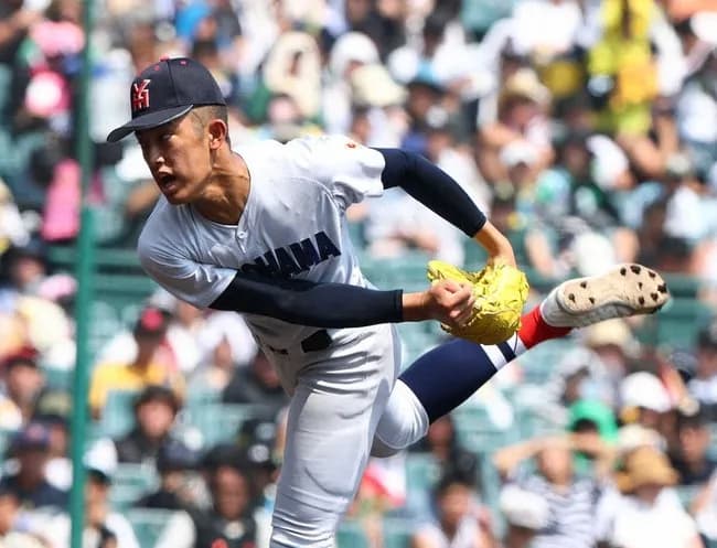 横浜高校のピッチャー152キロをマークWWWWWWWWWWWWWWWWWW