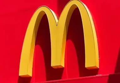 【悲報】マックが声明「我々マクドナルドは食品の放置・廃棄を容認しない」←これ・・・・