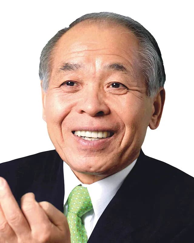 【悲報】鈴木宗男「ルールを守らずカップラーメン食べた生徒も見逃すな、なぜなら民主主義だからだ