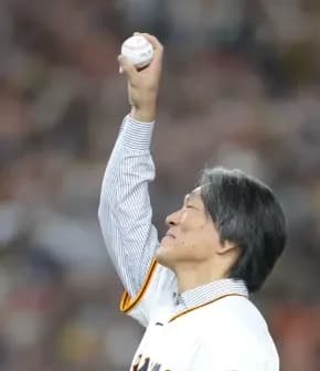 【朗報】巨人「長嶋茂雄の追悼試合だから松井と王と原と由伸呼びました」ｗｗｗｗｗｗｗｗ