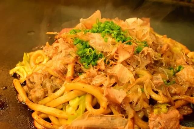 焼きうどんとかいういまいちメジャーになれない食い物