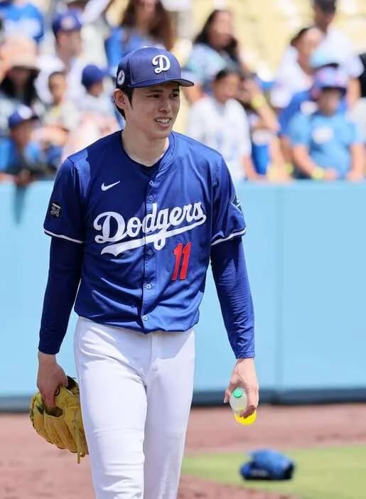 ロバーツ監督「佐々木朗希（23）をもう特別扱いはしない。チームのために中継ぎもやってもらう」