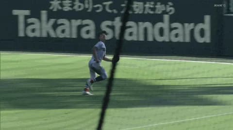 甲子園の審判さん、これをファール判定してしまうｗｗｗｗｗｗｗｗｗｗ