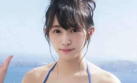 【議論】この水着美女は何カップだと思う？？？