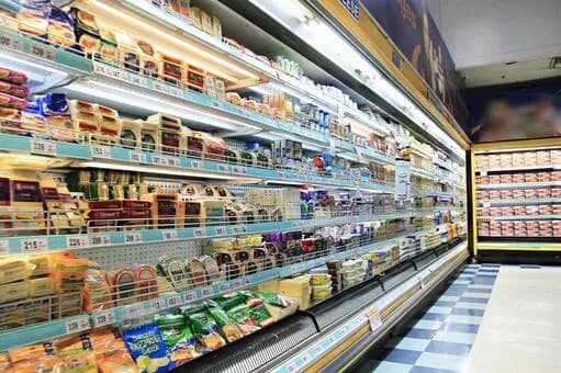 【急募】謎の勢力「旅行来たし！地元のスーパー寄ってみるか！」←こいつらｗｗｗｗｗｗｗｗｗｗｗｗｗｗｗｗ