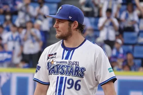 【悲報】バウアー、ゴキブリ野球にキレて小園のバットを蹴り飛ばすｗｗｗｗｗｗｗｗｗｗ