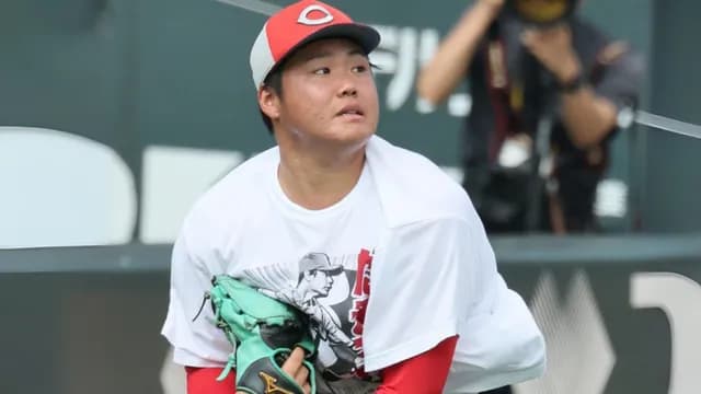 カープ高太一、8月のエースになる！防1.35で床田[3.26]森下[3.52]らを超える〝勝ち頭〟