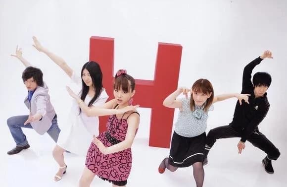 【画像】 女優の平野綾さんの仕事風景がエッッッッッッすぎるwwwwww