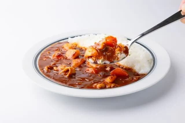 お前らってハヤシライスよりカレーライス派だよな、