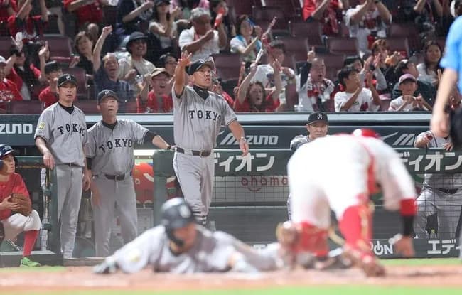 巨人・阿部監督　コリジョンなしの判定に首ひねる「交錯してたからね」「ああいう時はベースの前にいなくちゃいけないんじゃないですか、と」