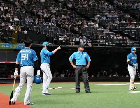 新庄監督、先発山崎に「あのチェンジアップもうやめてほしい、腕が振れないチェンジアップ」