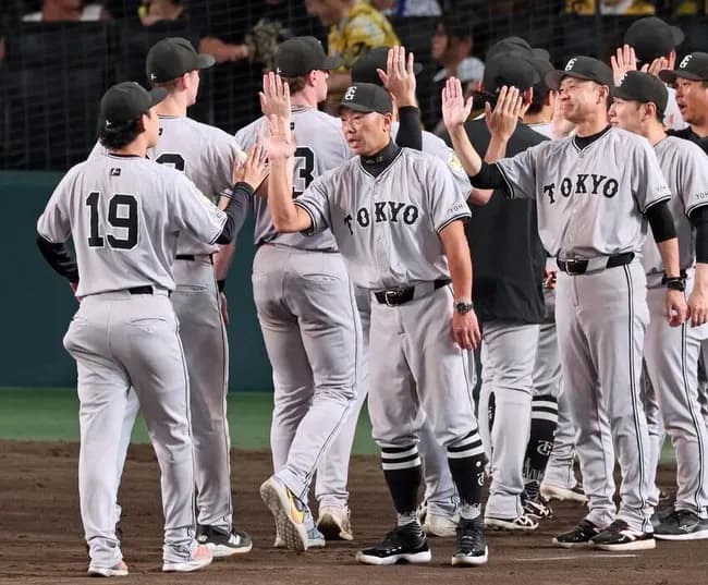 巨人 阿部慎之助監督が殊勲のキャベッジに苦言「日本の野球をなめるなって」走者一掃打で三塁へ向かわず「細かい事ができないと成功できない」