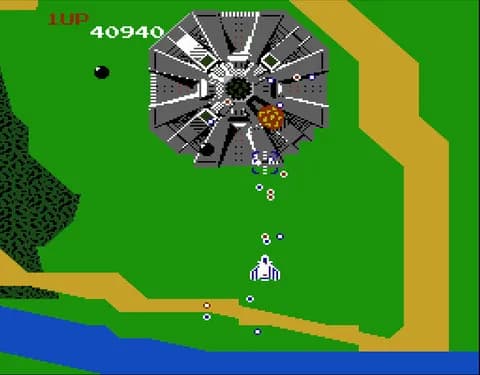 三大シューティングゲーム、「グラディウス」「ツインビー」