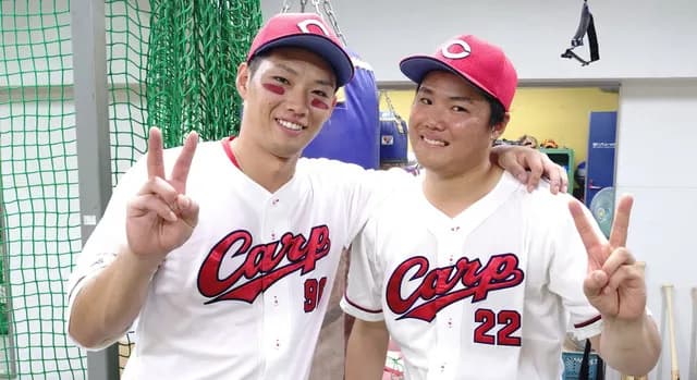 カープ中村奨成に『背番号51』はあり?秋山&広輔の1桁番号継承を推す声も