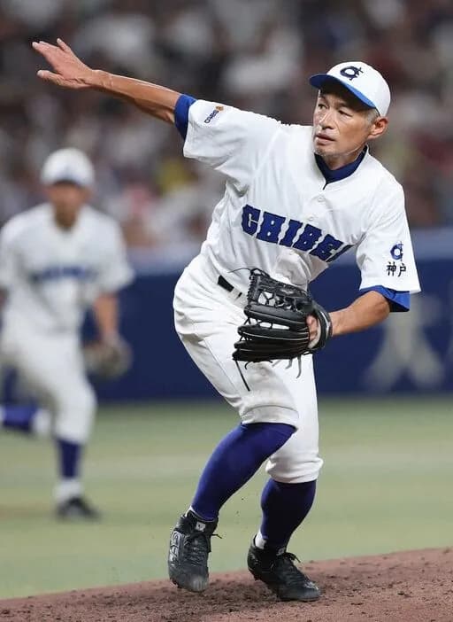 51歳イチロー氏　7回2死で初安打許す…悔しそうな表情　6回まで無安打無得点、8奪三振の快投