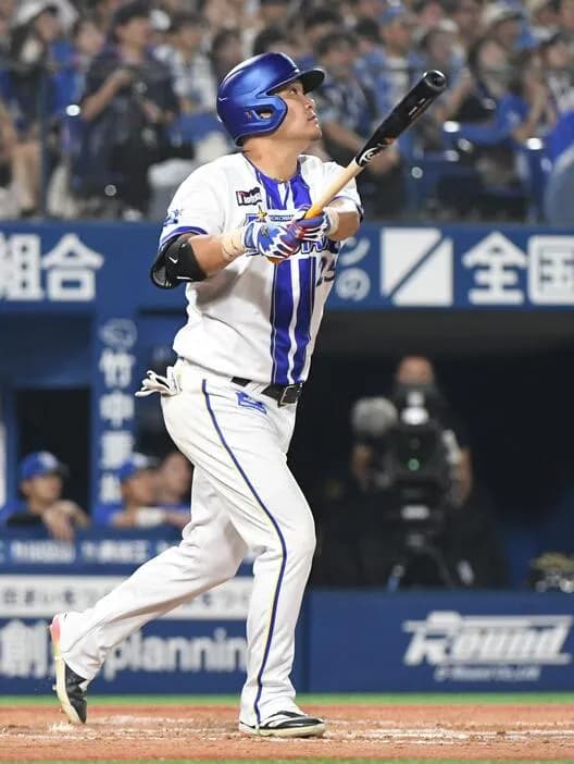 ＤｅＮＡまさか　筒香３発でも勝てず　２連敗で今季最多借金７　５位中日に０・５差