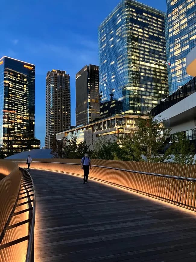 【画像】6000億かけて作った最先端の公園がコレｗｗｗｗｗｗ