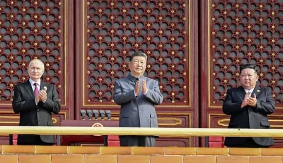 【画像】習近平＆プーチン＆金正恩「ワイらが世界の中心や！」