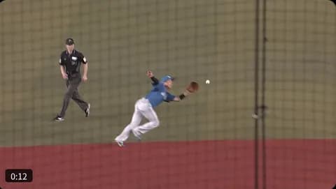 【日本ハム】山縣秀の守備が熱い！華麗な好プレーにファン歓喜