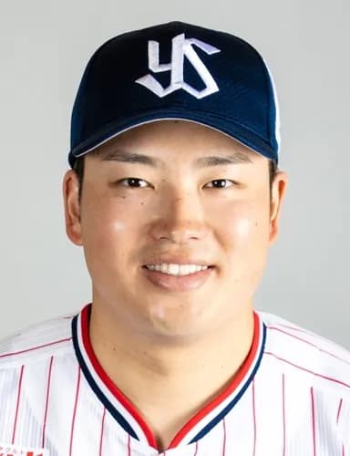 【悲報】セリーグ、シーズンほとんど休んでた村上がホームラン3位になってしまう