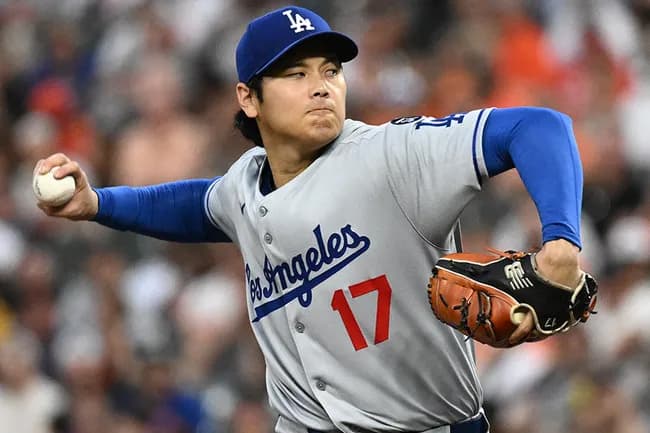 大谷翔平、緊急先発で4回途中無失点　最速163キロ、汗流し肩で息する場面も…力投に敵ファンも拍手