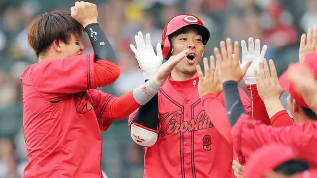 カープ秋山翔吾（優勝見届け11回）、阪神の胴上げ阻止に挑戦。