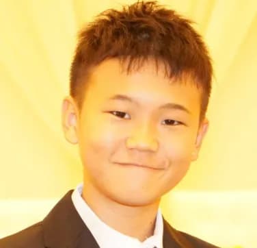 【悲報】ゆたぼん「へずまりゅうが会計前商品食べて逮捕されるのに外国人がされないのは差別」ｗｗｗｗｗｗｗ