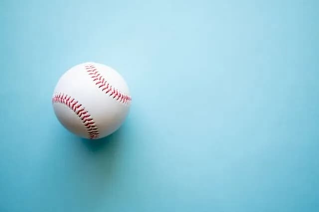 野球ってゲッツーはよく見るのにトリプルプレーは殆ど見ないの何でなの？