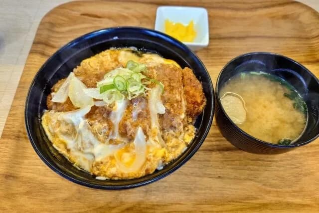 丼の格付け、決まる