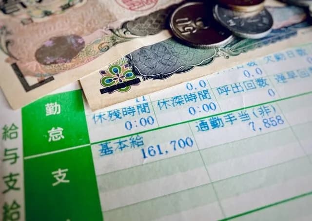 どれだけ薄給激務な仕事でも働く人がいなくならない理由