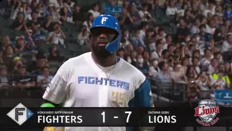 【日本ハム】レイエス、９回先頭で豪快29号！左翼２階席へ一直線