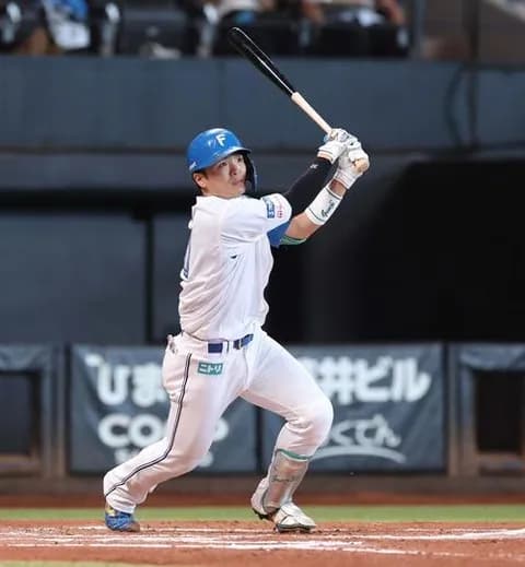 【日本ハム】郡司裕也が先制犠飛に8号ソロと大活躍
