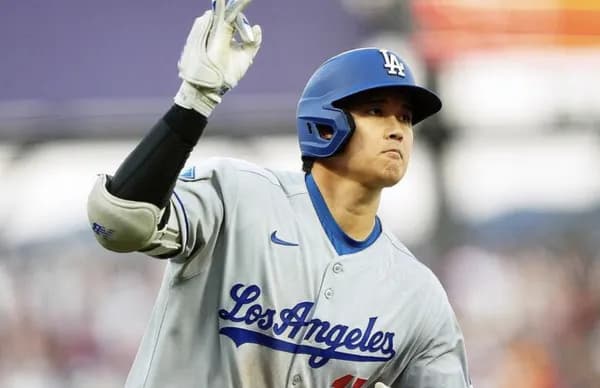 大谷翔平、5試合ぶり49号！今季のチーム最長となる138.4メートル特大弾　2年連続50発、史上6人目偉業へ王手