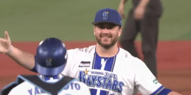 DeNA4連勝で44日ぶり2位浮上！ ケイが田中将との投手戦を制す 来日初完封勝利9回6安打11Kの9勝目