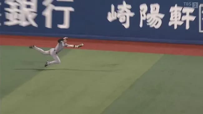 【DeNA対巨人23回戦】巨人・キャベッジもファインプレー！！！！！！！！！！！！！！！！