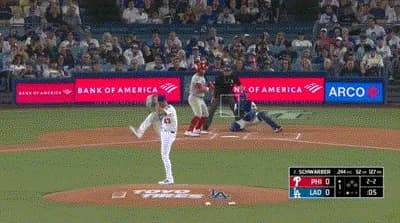 シュワーバー　3試合連発53号ホームラン！大谷翔平の目の前で4本差つける　敵地騒然