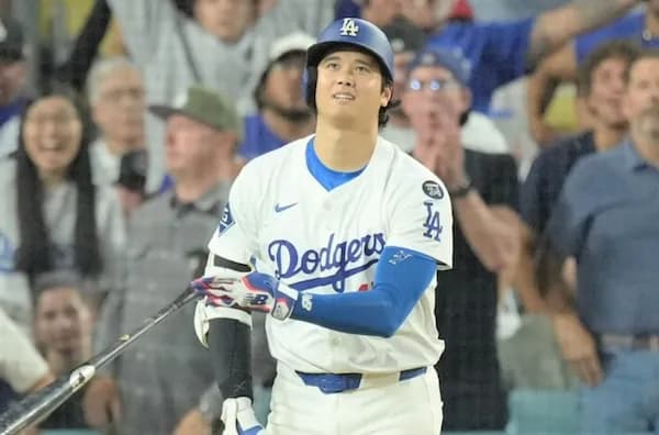【朗報】大谷翔平さん、史上6人目の｢2年連続50本塁打｣達成