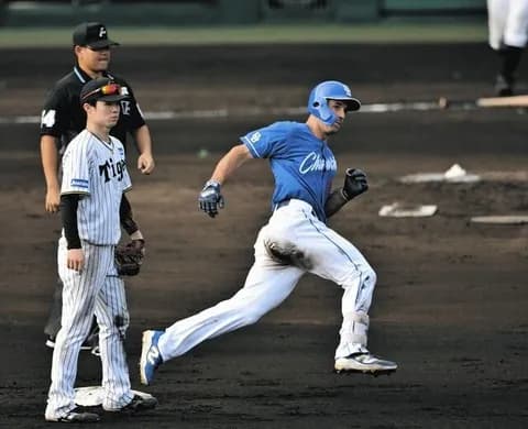 中日ボスラー .251 13本 52点 OPS.723