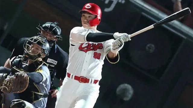 カープ中村奨成&ファビアンが阪神大竹から連続タイムリー!!