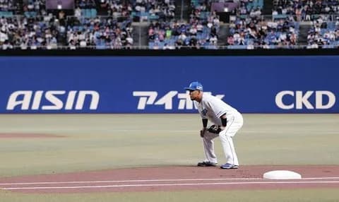 中日中田翔、引退試合に4番・一塁で出場！現役最終打席はフルスイングの空振三振
