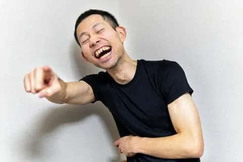 【朗報】最も効果的に心身ダメージを与える方法、『相手の親を罵る』に決まる