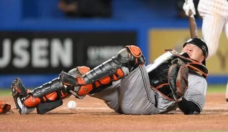 巨人・阿部監督が森田に苦言「サインが見えないらしいから。キャッチャーが何人いても死人が出るよ」