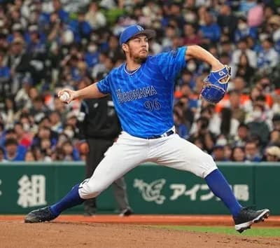 バウアー(バウちゃん)防御率4.34　4勝10敗　9億円←来年所属してそうな球団ｗｗｗｗｗｗｗｗｗｗｗｗｗｗｗｗｗｗｗｗ