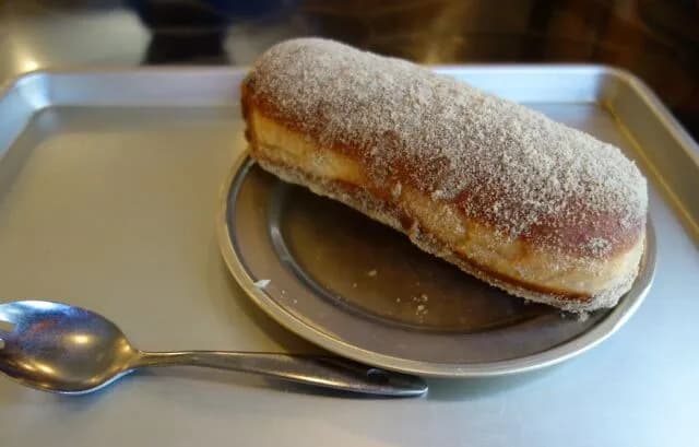 本物の給食を食える店ってなんで無いの？