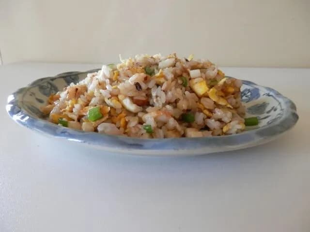 貧乏チャーハンに入れる具材「ちくわ」あとなんや？