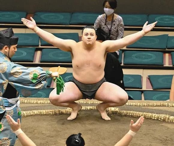 【速報】国技館で、力士が行方不明に・・・・・