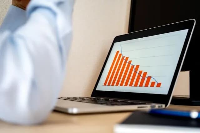 株を始めてから四六時中株のこと考えてしまうんだが