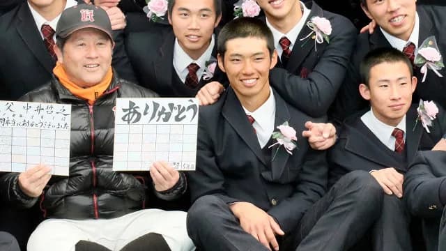 カープ中村奨成の広陵時代「俺のために太鼓を叩け!その分、俺が打ってやる!」補欠は“敗者”ではない【再掲】