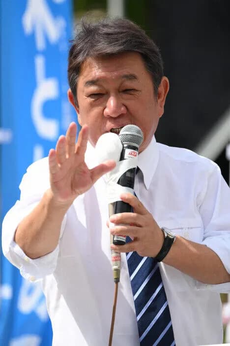 【悲報】茂木の公約「閣僚の平均年齢10歳引き下げ！女性を3割登用！」